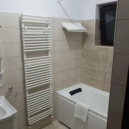 Διαμέρισμα Petre Popovat 79 Apartament 5 *